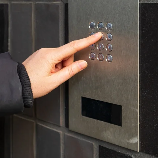 Apartment building intercom system